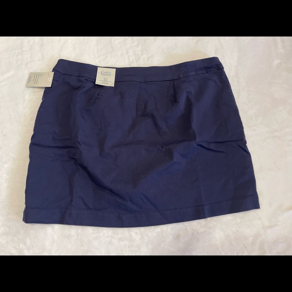 Croft and barrow Navy blue skort